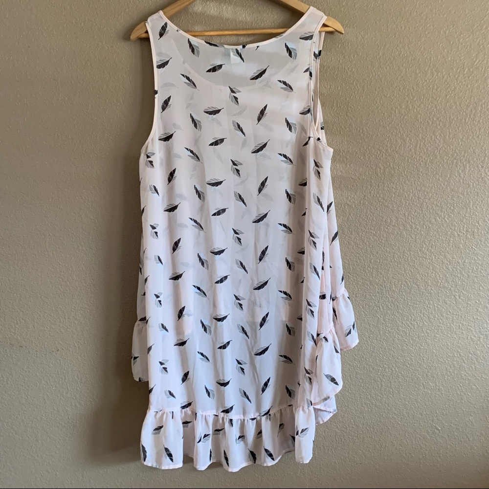 Torrid Ruffle Feather Hi-Low Tank Blouse Size 1 - Picture 5 of 8